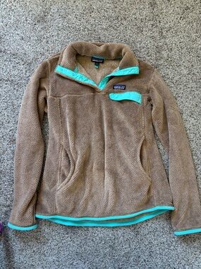 Patagonia Brown Fleece Pullover with Turquoise Trim